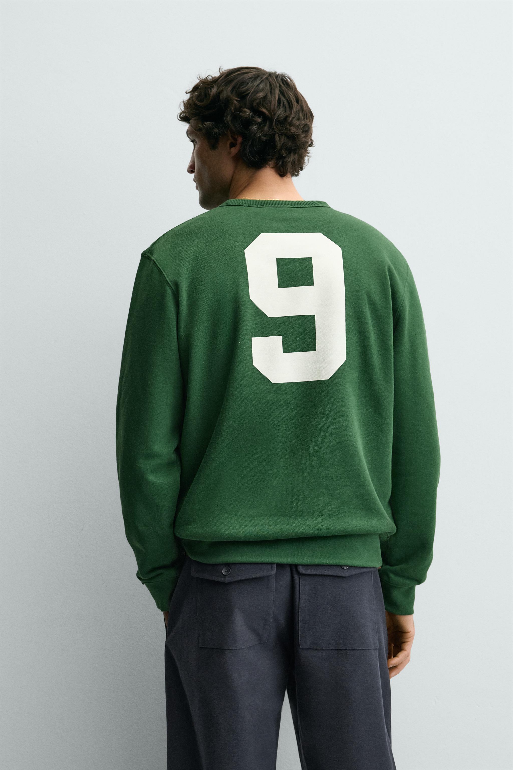COMBINATION PRINT SWEATSHIRT